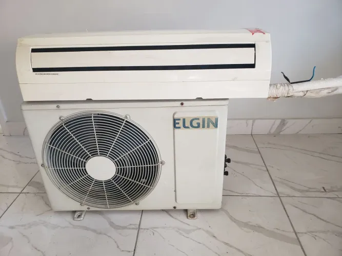 Ar condicionado split 9.000 Btus 220v