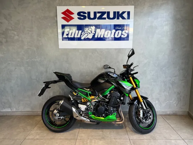 Kawasaki Z 900 R Edition