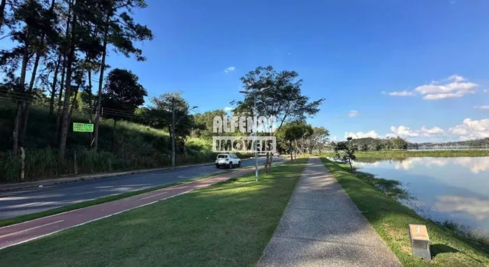 Lote à venda no Bairro Garças