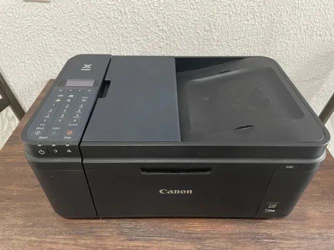Impressora Canon retirada de peças