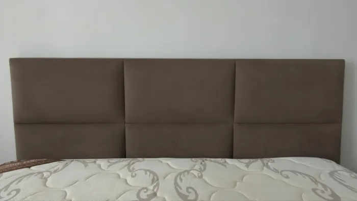 Vendo cabeceira queen estofada usada por 350 reais