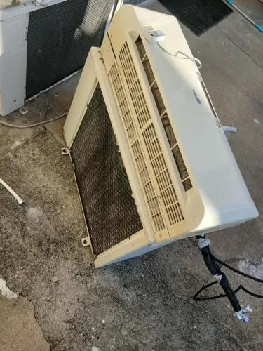 Vendo dois ar condicionados funcionando