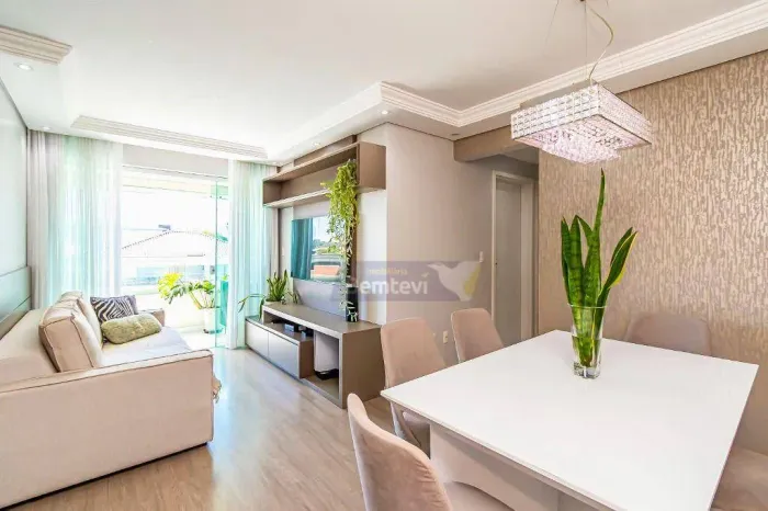Apartamento mobiliado com sacada e churrasqueira no Capão Raso - Curitiba/PR