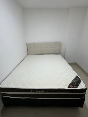 Cama box baú queen com colchão e cabeceira!