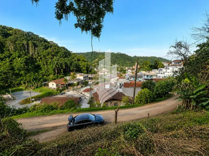 Terreno à venda no bairro Boa Vista
