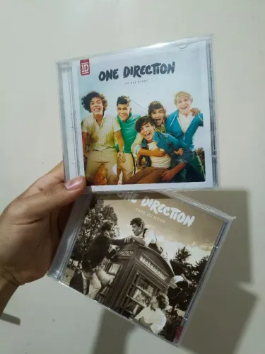 One Direction lote cds + Livrinhos