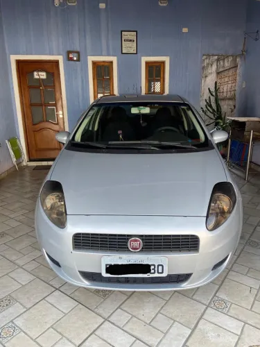 Fiat Punto 1.4 Fire Flex 8V 5P 2010