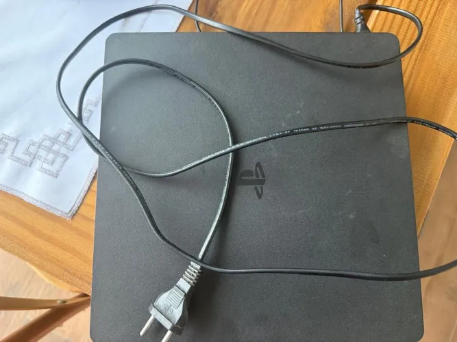 Vende-se Ps4