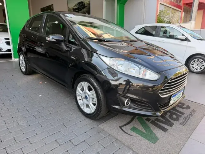 Ford Fiesta 1.6 16V Flex Aut. 5P 2015