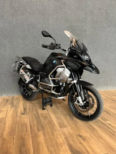 BMW R1250 GS ADVENTURE TRIPLE BLACK