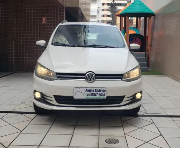 Volkswagen Spacefox Highline 1.6 T.flex 16V 2015