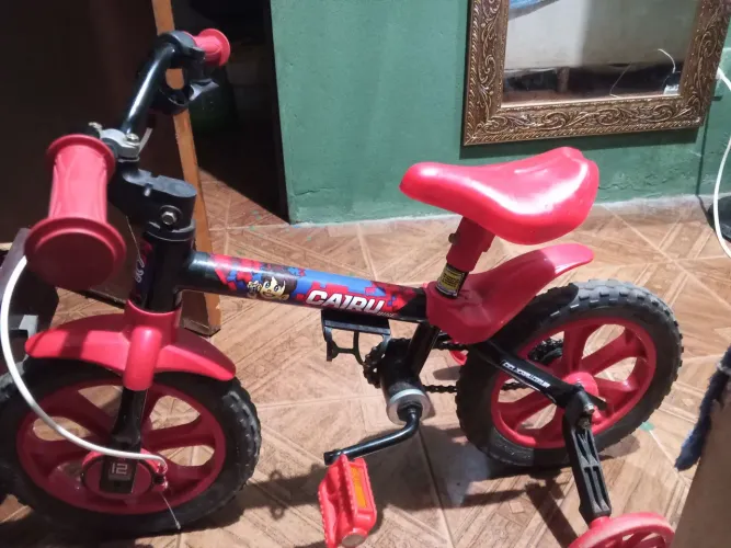 Vendo bicicleta infantil rodinha masculina