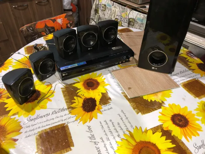 VENDE-SE HOME THEATER LG BIVOLT!