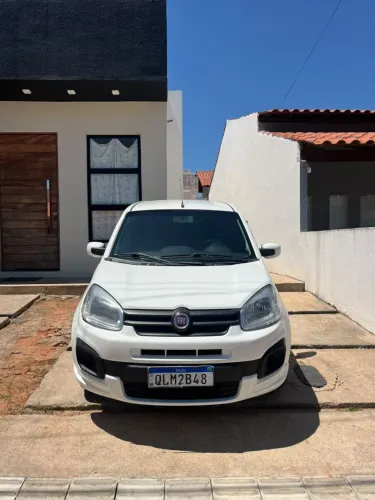 Fiat Uno Attractive 1.0 EVO Fire Flex 8V 5P 2019