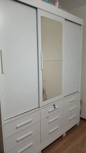 Guarda roupa 3 portas branco