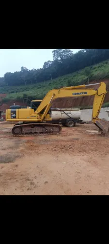 Escavadeira hidráulica komatsu PC160LC