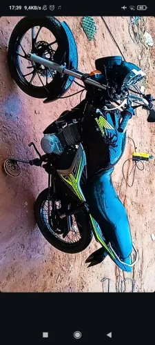 Moto ótima para trabalho!