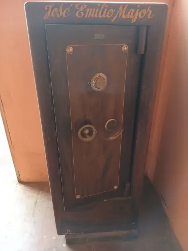 Vendo cofre