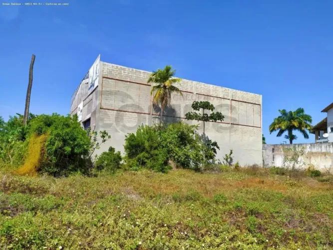 Galpão de 600m² no Bairro Aruana