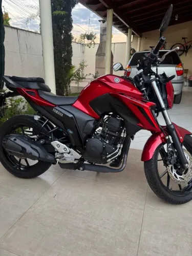 Yamaha FZ25 250 Fazer Connected 2025