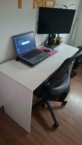 Mesa Branca Escritório