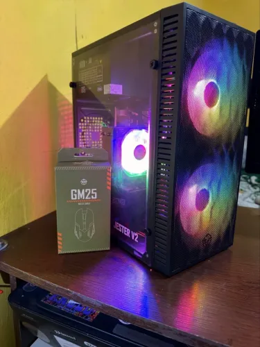 PC GAMER XEON 2667 v2/ GT 1030 4GB/ SSD240+HD500/ WINDOWS 11 E OFFICE