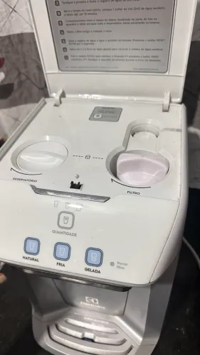 Bebedor de água Electrolux 
