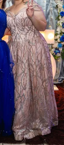 Vestido Rosa Claro com Brilho