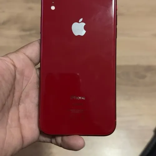 ESTOU VENDENDO IPHONE XR VERMELHO OU TROCANDO