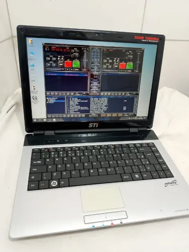 Notebook STI HD de 1 tera 4gb BPM Studio e Winamp instalados