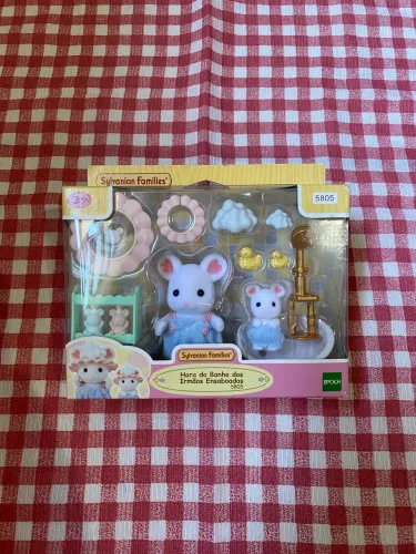 Sylvanian Families - Hora do Banho dos Irmãos Ensaboados