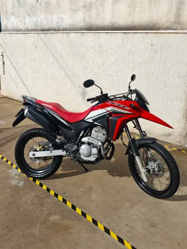 XRE 300 RALLY