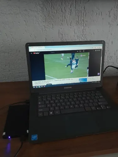 Notebook Super Slim, rapido e pratico + HD externo