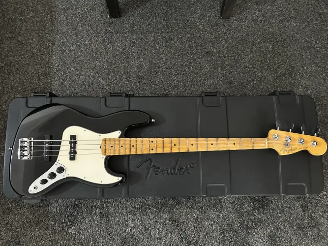 Fender American Standard Jazz Bass®?