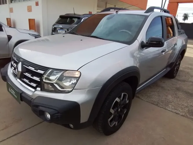 Renault Duster Oroch Outsider 1.3tce Flex Aut. 2025