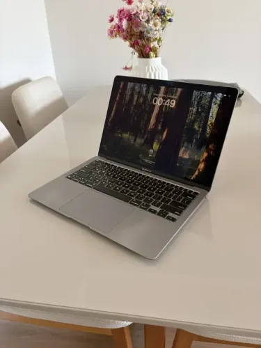 MacBook Air M1 2020 8GB RAM 256GB SSD | Bateria 86% | Novinho