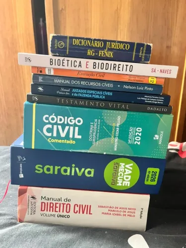 Desapego Lotes Livros de Direito/Jurídicos - R$ 10 por Livro (Apenas Lote Fechado e Retira