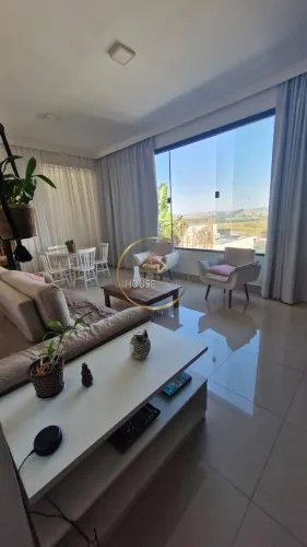 Casa Sobrado, 5 dormitórios ( 5 suítes), 4 vagas, Residencial Jaguary.