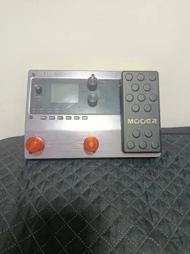 Pedaleira de guitarra 
