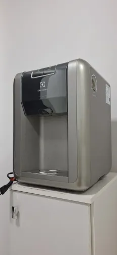 Bebedouro Electrolux BC20X - Água Natural e Gelada
