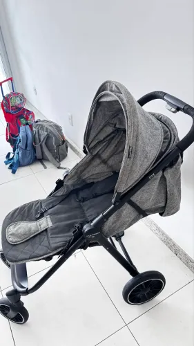 Carrinho de bebe multkids