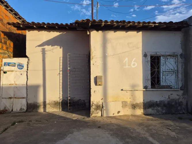 Casa 2/4 Porto Dantas