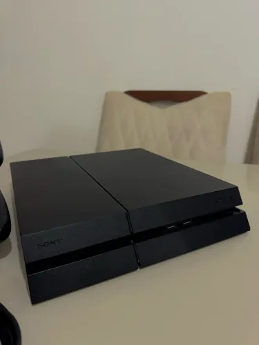 Ps4 super conservado completo