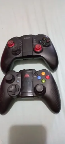 Lote controles portateis para celular funcionando com detalhes