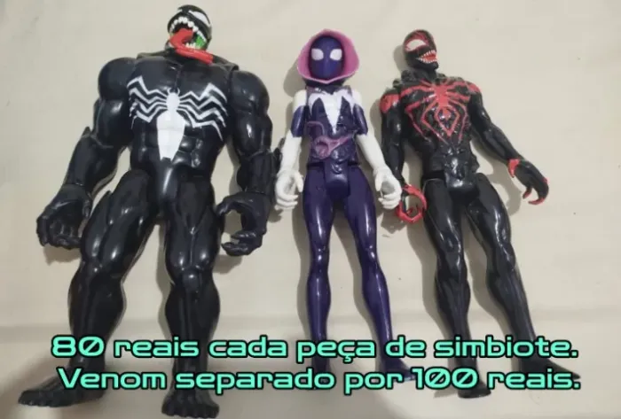 Lote de bonecos variados (vendo separado)