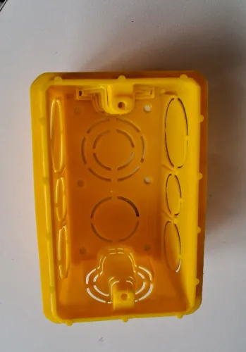 Caixa de embutir 4X2 PVC Amarelo Tramontina - 8 unidades - Novas