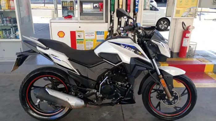 Moto Shineray JEF 150S