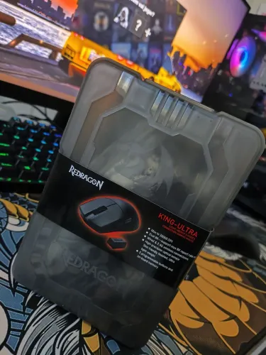 Mouse Rex Mouse Gamer Redragon King Ultra Preto 8K PAW3950 30000DPI ( LACRADO )