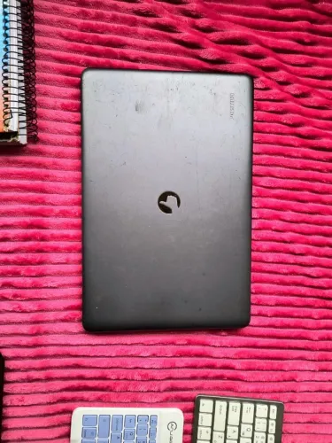 Notebook i5 8th / 8gb DDR4 / com SSD - Marca Positivo