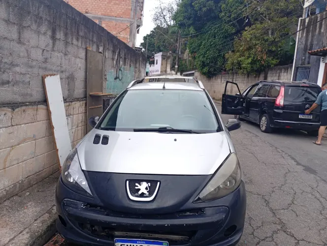 Peugeot Hoggar XR 1.4 Flex 8V 2P 2011